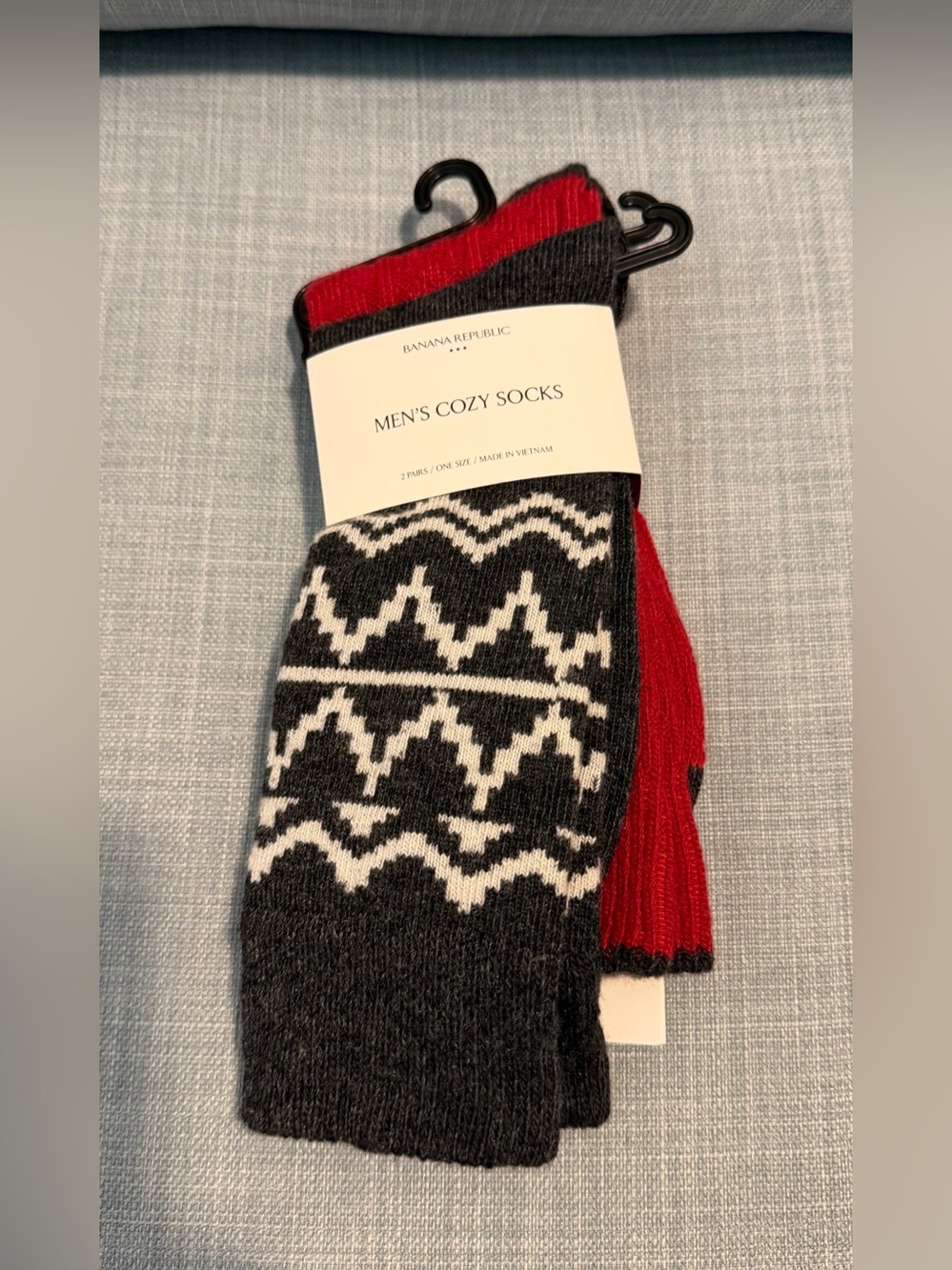 Banana Republic Men's Two-Pack Socks - Charcoal & Red Wool Blend